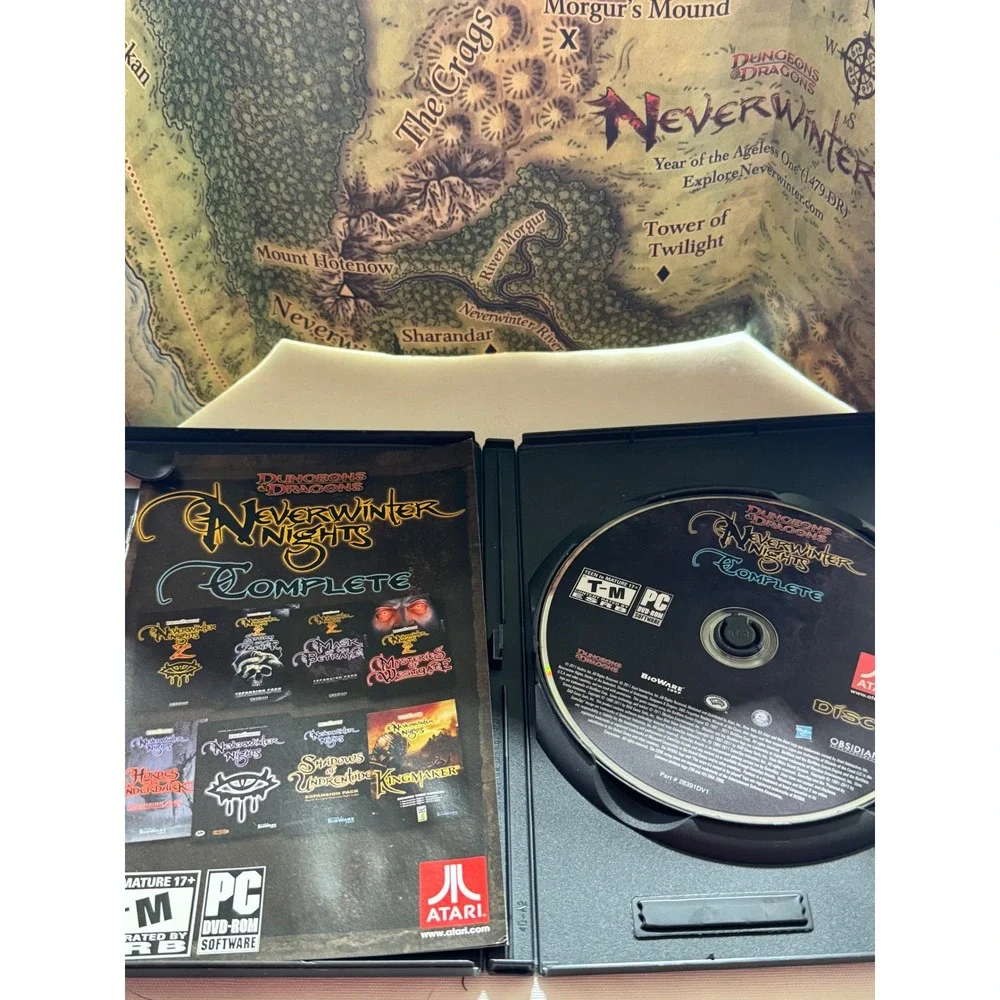 Neverwinter Nights Complete PC Dungeons & Dragons Atari BioWare 2-Disc Set Map